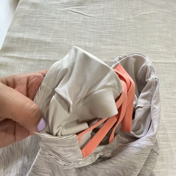 Lululemon Stash n Run Tank Top‎ Wee are From Space size 8 Strappy Back Running - Picture 6 of 8